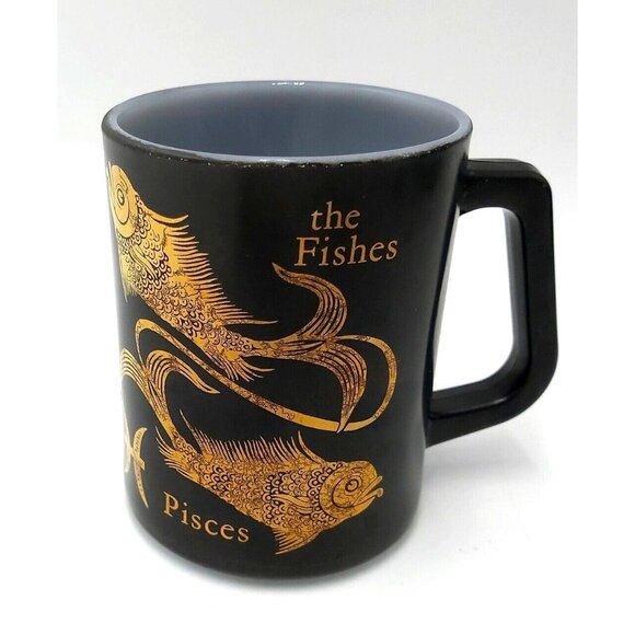 Federal Glass Zodiac Mug-Black and Gold-Milk Glass-1970s-Pisces the Fish - Picture 1 of 3
